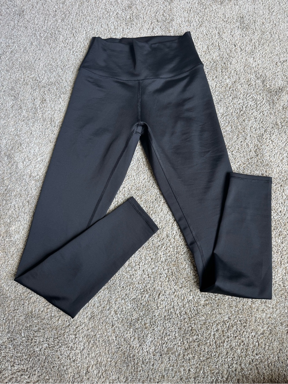 Alo Yoga Airlift Black Leggings, 28 Inseam, Small